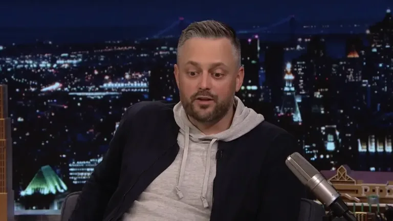 Nate Bargatze Net Worth, Salary, Father, Wife, Height and thing about people