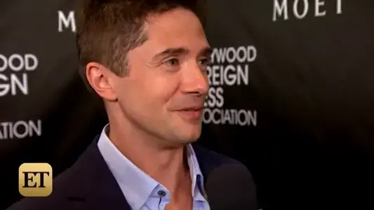 Topher Grace Net Worth, Age, Height, Wife, Bio and telling the reason of not coming at Aniston 