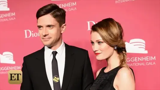 Topher Grace Net Worth, Age, Height, Wife, Bio and with Ashley Hinshaw (wife)