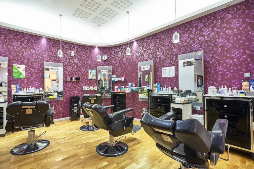 Mane Marvels: The Hidden Benefits Of Hair Salons In Aurora, Colorado